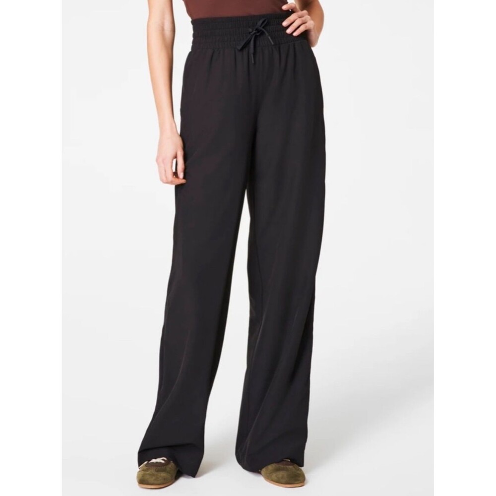 SPANX On the Move Wide-Leg Pant Women’s Medium Black Lightweight Stretch